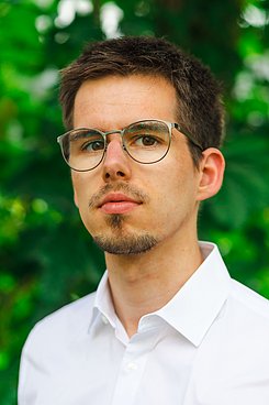 Herr  Jan Bachhausen