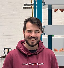 Herr  Tom-Philip Berlin