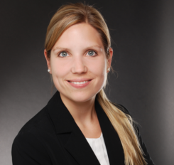 Frau  Jessica Ellerbrock